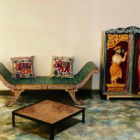 Barefoot Inn كاندي المظهر الخارجي الصورة