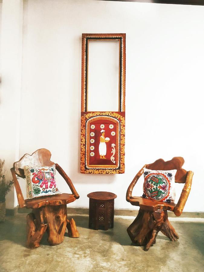 Barefoot Inn كاندي المظهر الخارجي الصورة
