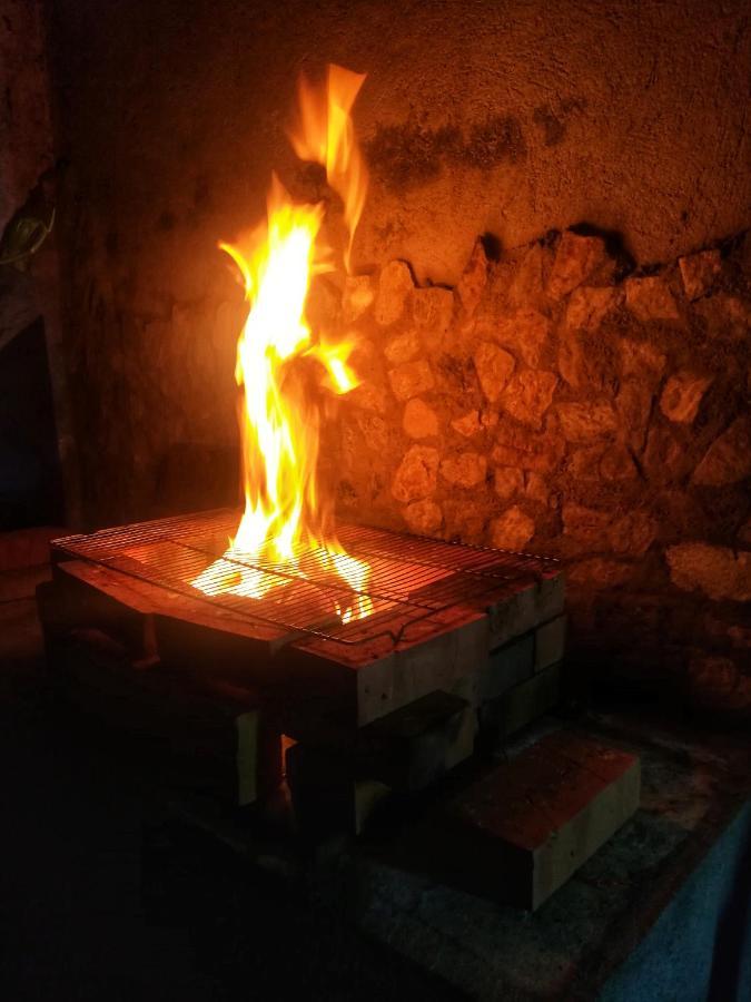 Barefoot Inn كاندي المظهر الخارجي الصورة