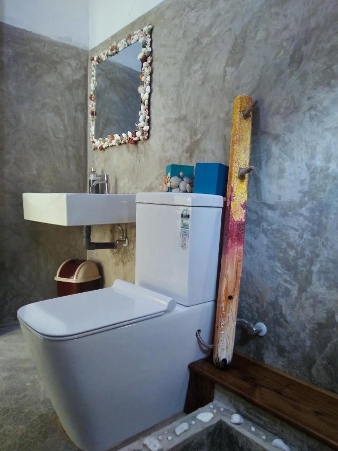 Barefoot Inn كاندي المظهر الخارجي الصورة