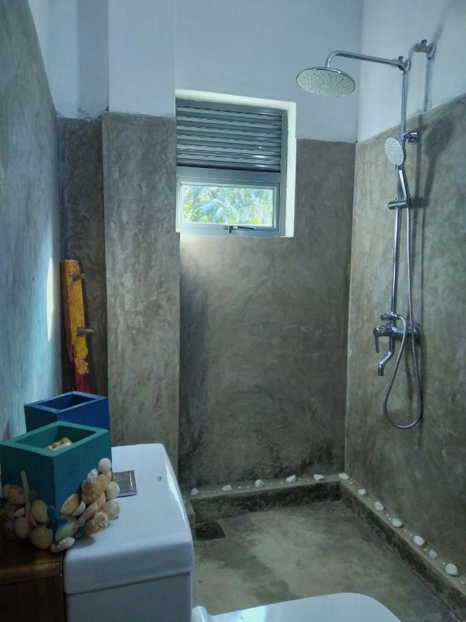 Barefoot Inn كاندي المظهر الخارجي الصورة
