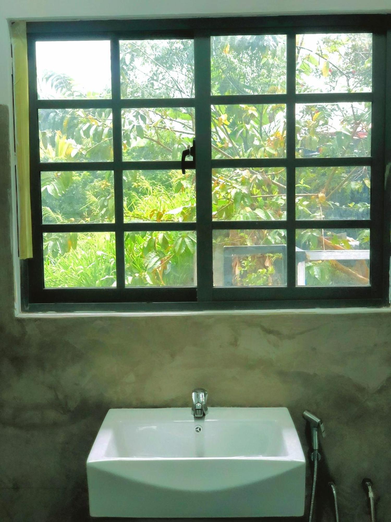Barefoot Inn كاندي المظهر الخارجي الصورة
