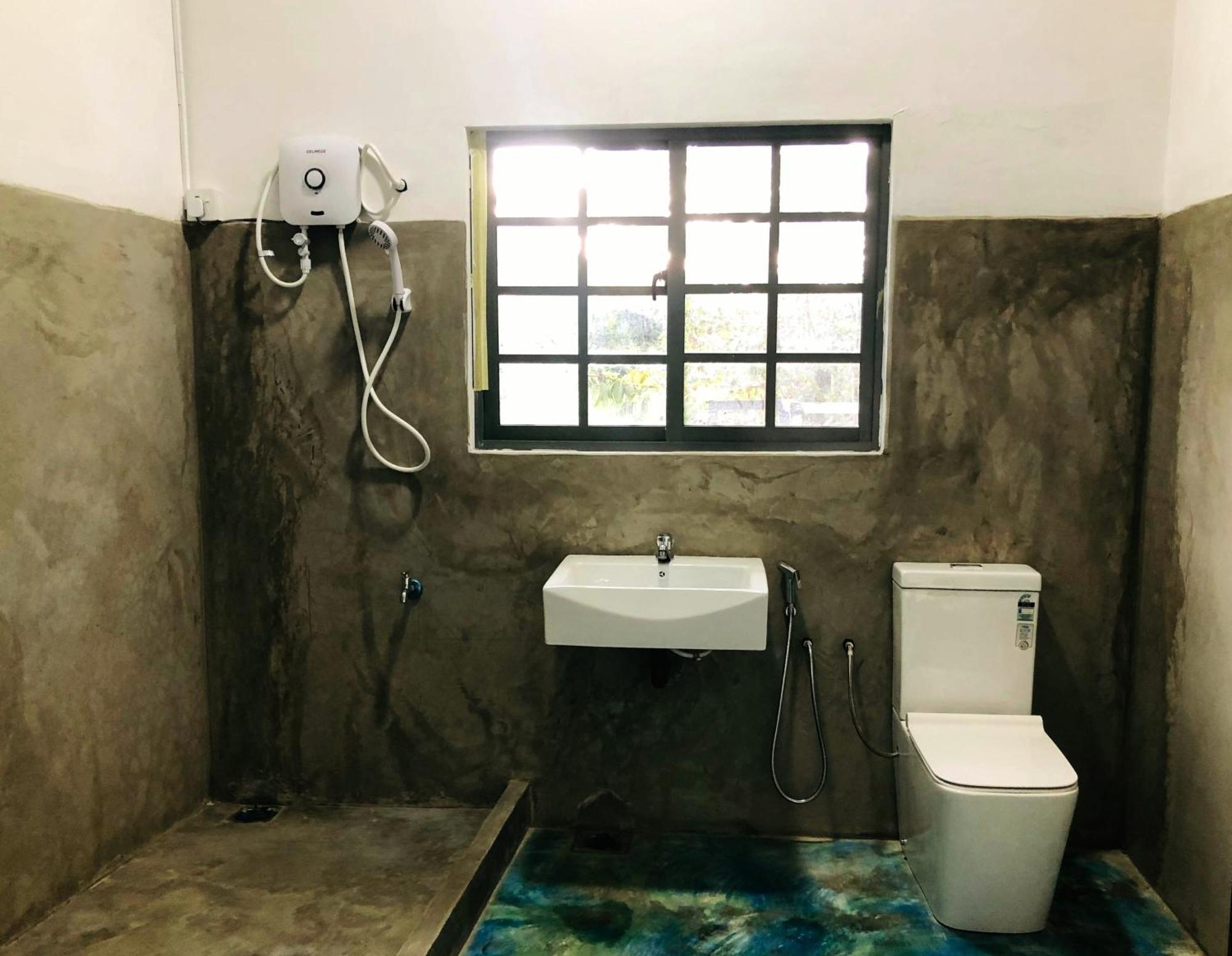 Barefoot Inn كاندي المظهر الخارجي الصورة